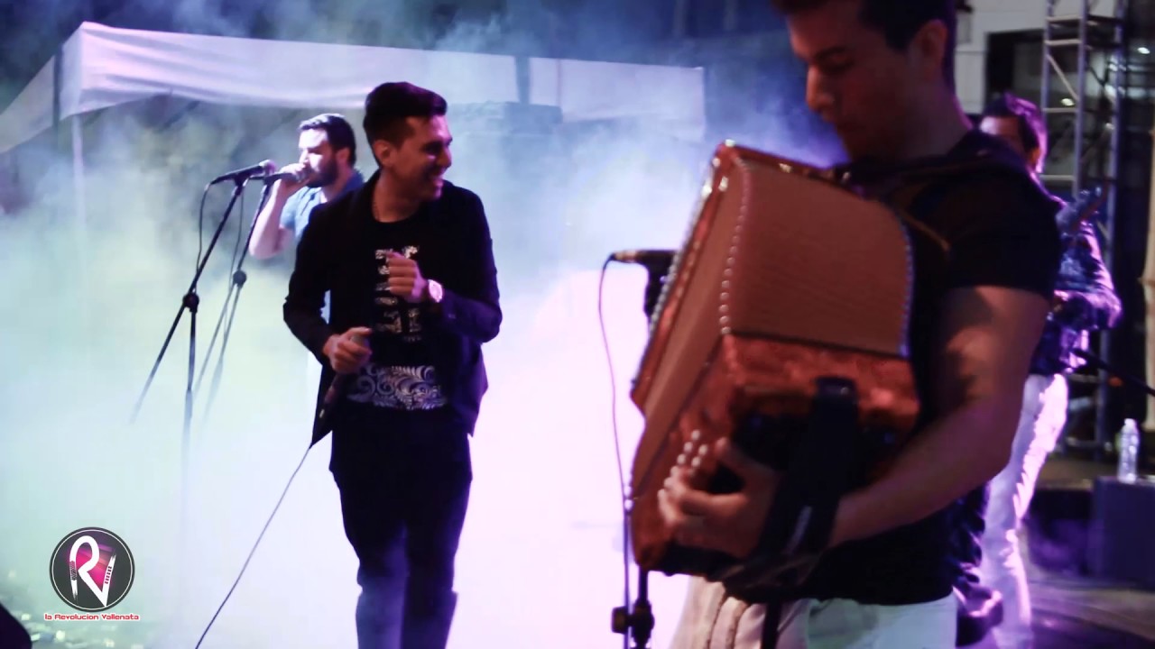 Los sabanales, La Revolución Vallenata [En Vivo]