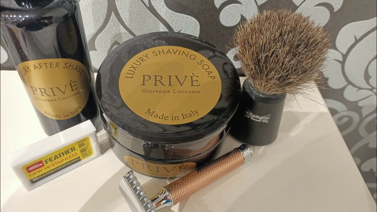 privè un soap da 80 euro messo a dura prova ,pennello Wilkinson in tasso, rasoio mhule r41, feather.