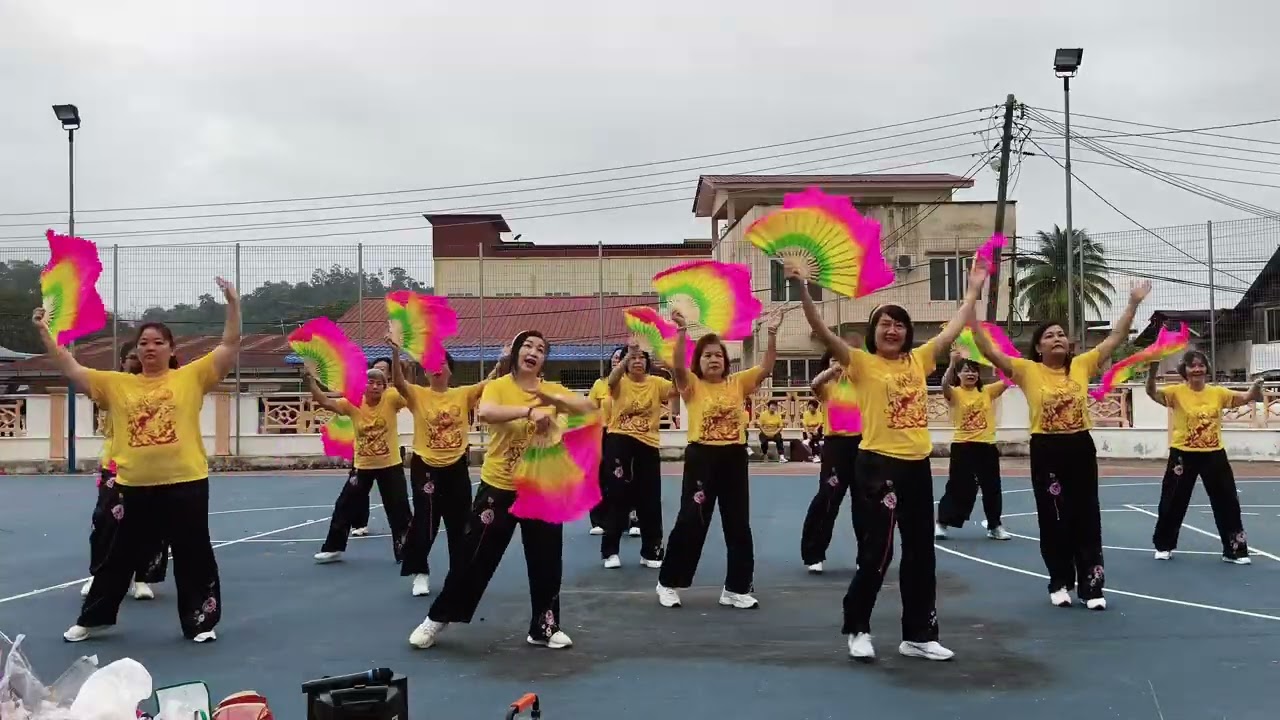🌸🌸花开富贵来⛩️⛩️6.2.2026 庆收工乐🎀🎀