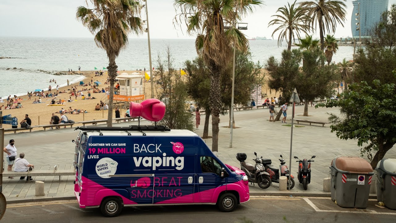 Back Vaping. Beat Smoking: Barcelona 🥊