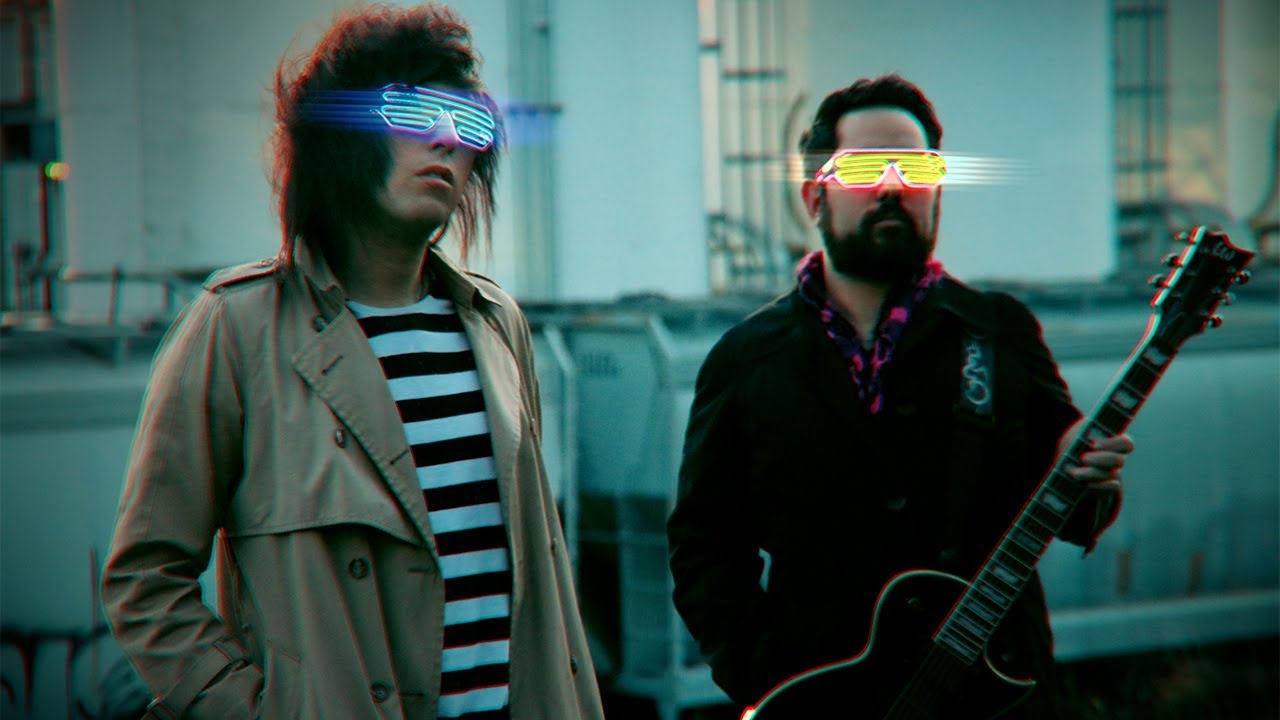 Destery Smith - Dancing in the Dark (Official Music Video)