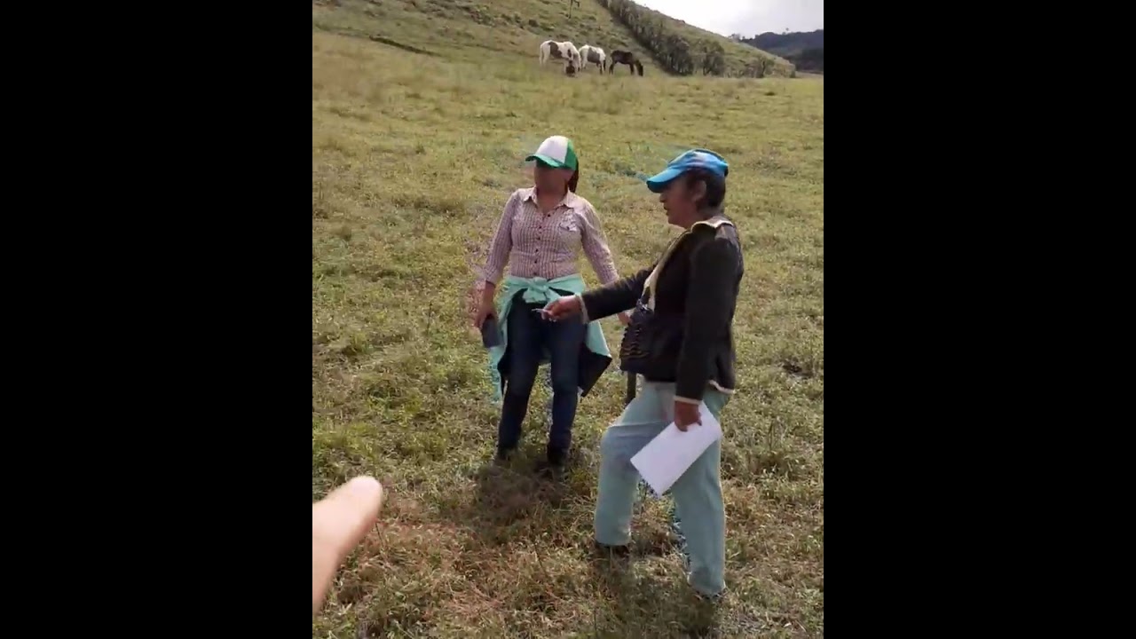 Capacitaci&oacute;n en Dise&ntilde;o Hidrol&oacute;gico Keyline para Chillanes, Bolivar. ecuador