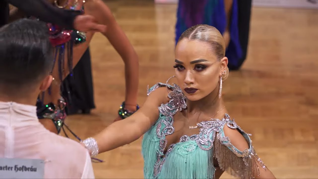 Открытый чемпионат WDSF по латиноамериканской программе среди девушек до 21 года в Штутгарте (201...
