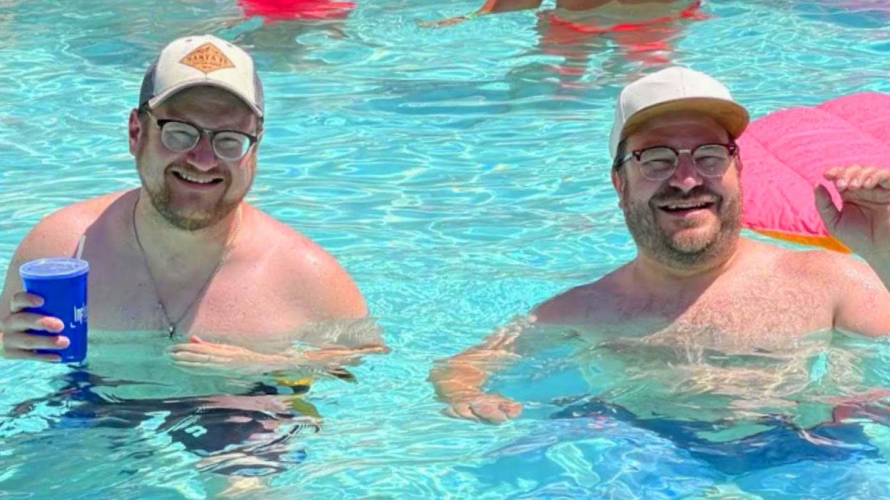 Man Randomly Finds His Look-Alike at a Hotel Pool