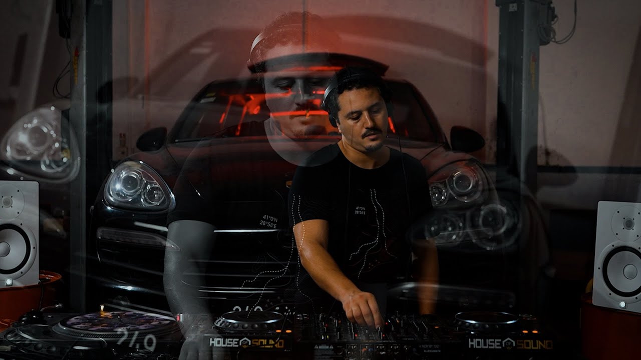 Ahmet Mecnun | RoomRecords