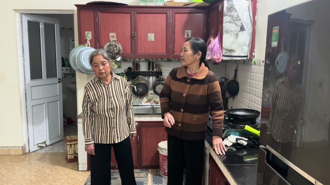 Giang hồ tìm đến nhà bà đôi luôn .làm bà đôi so hai 