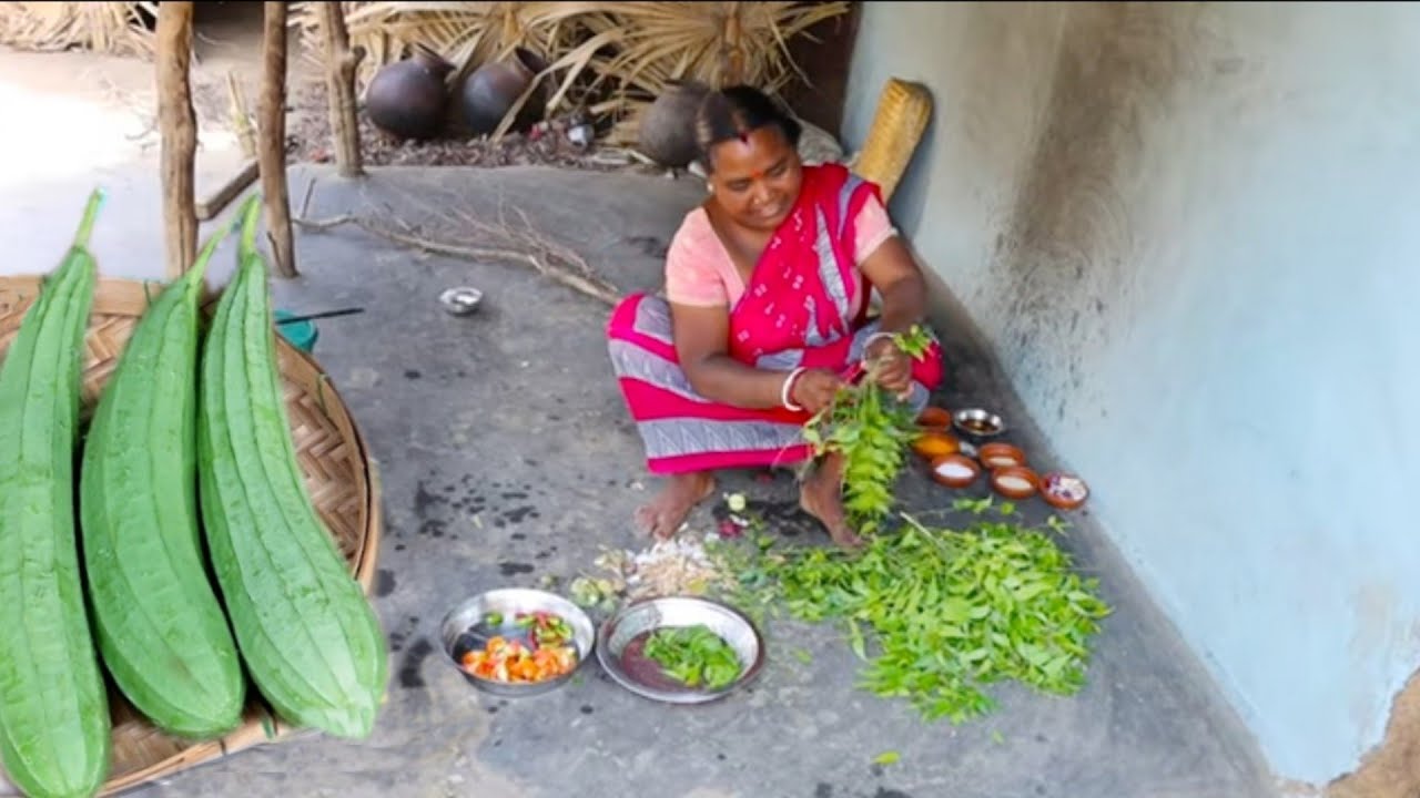 ridge gourd recipe cooking&eating by santali tribe women||rural village India