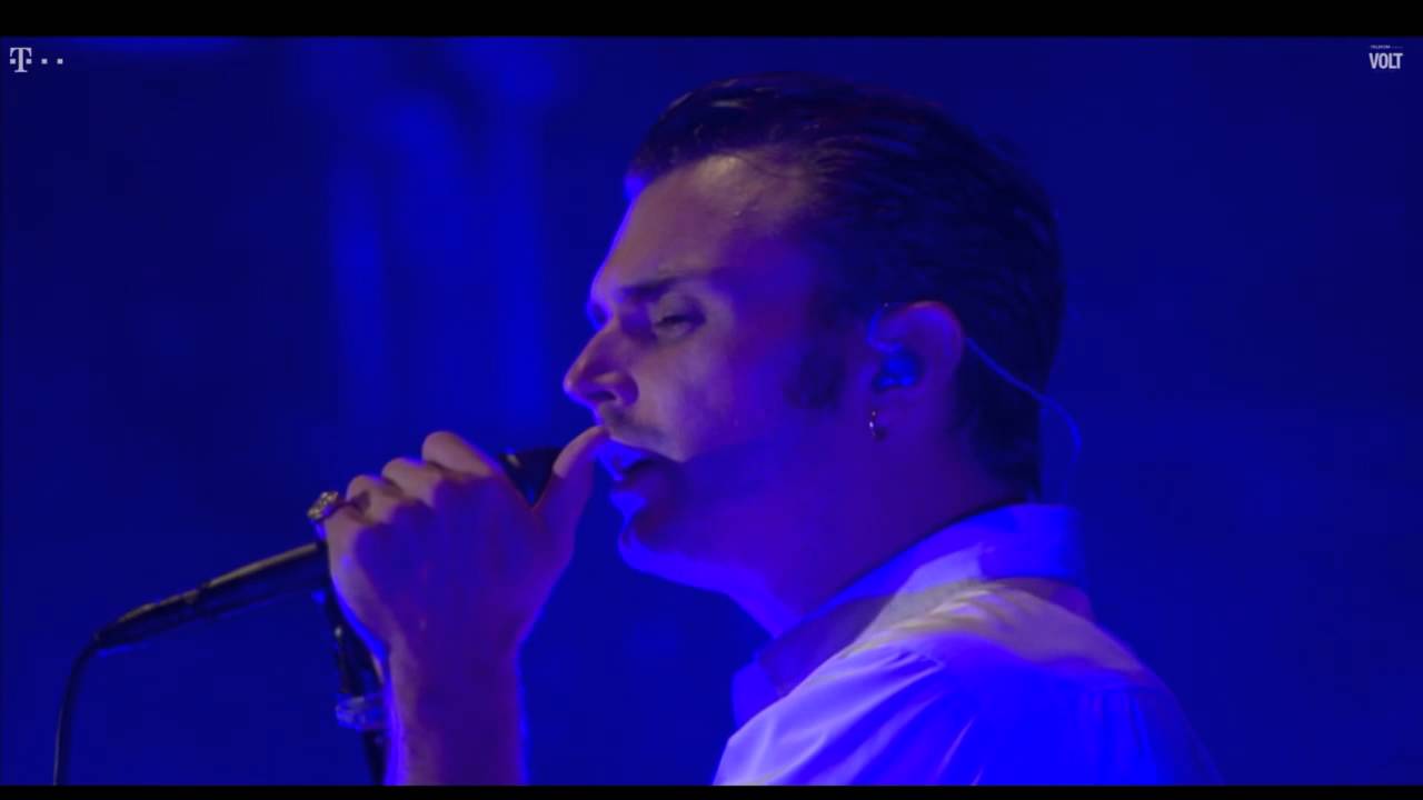 Hurts - Unspoken (live @Volt festival 2014) [HD]