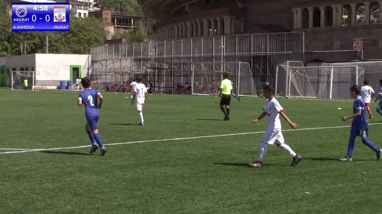 ARARAT ARMENIA 14  VS  ARARAT 14
