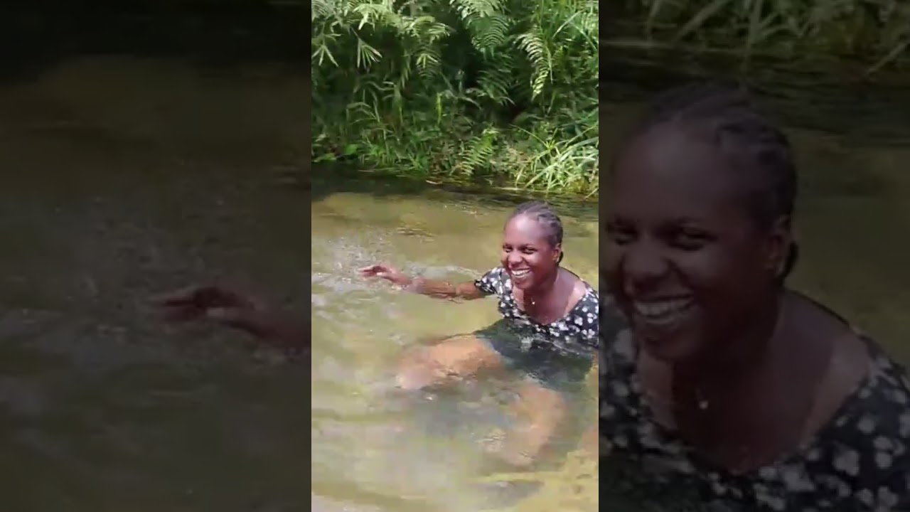 “Village Daily Routine: Bathing in the River 