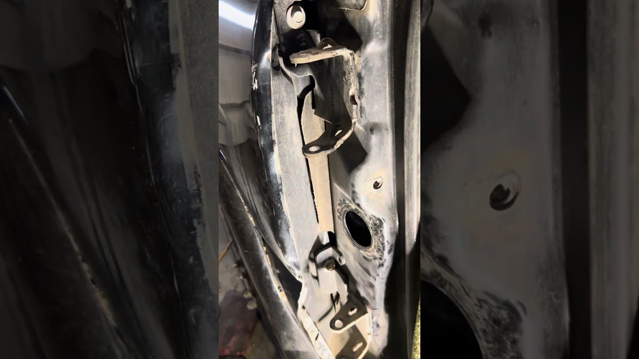 2006 Chevy GMT 800 How to Fix Bent Door Hinge