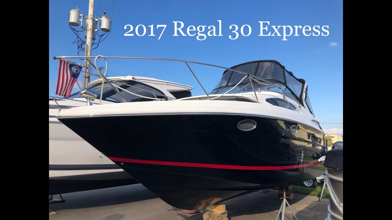 Grand Bay Marine Walk Through Featuring the 2017 Regal 30 Express