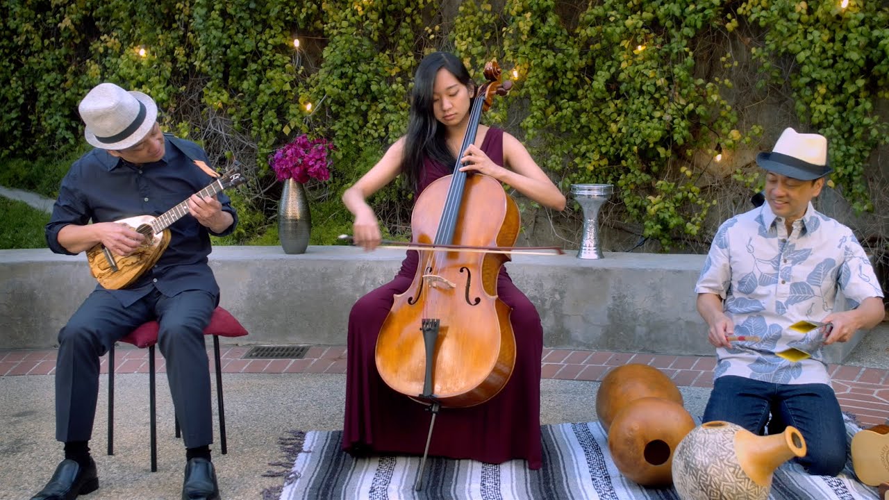 Na Pana Elua (The Two Heartbeats)