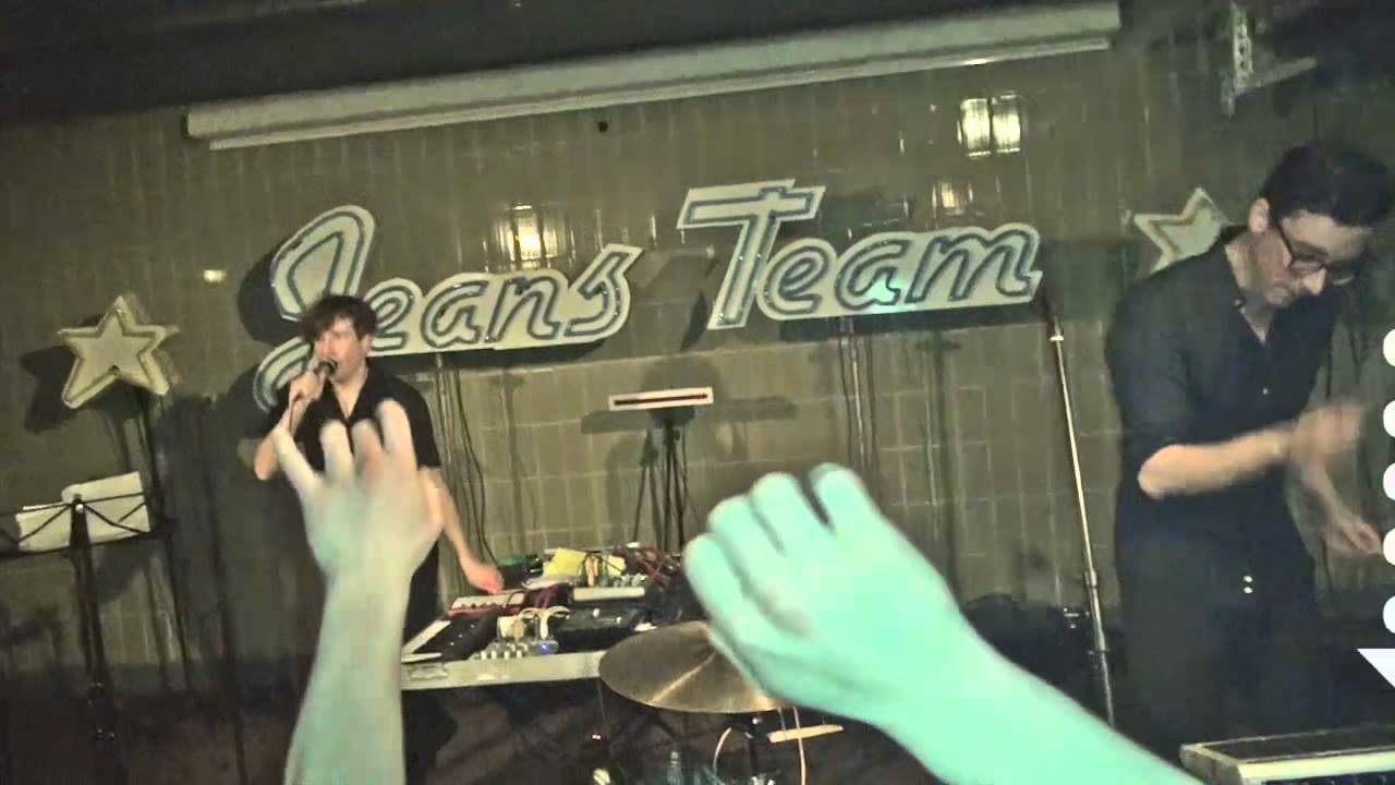 Jeans Team live at Prince Charles