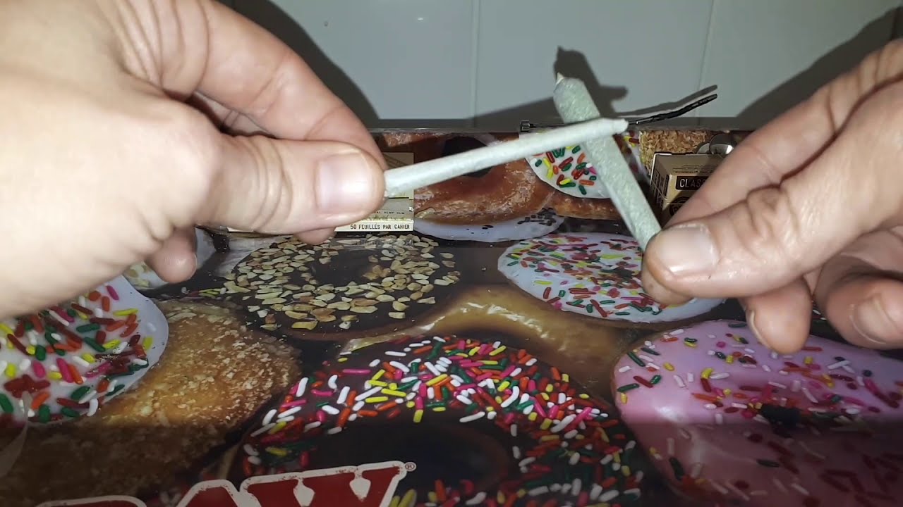 How To Roll The Perfect Cross Joint. #roll1up #crossj #prerolls