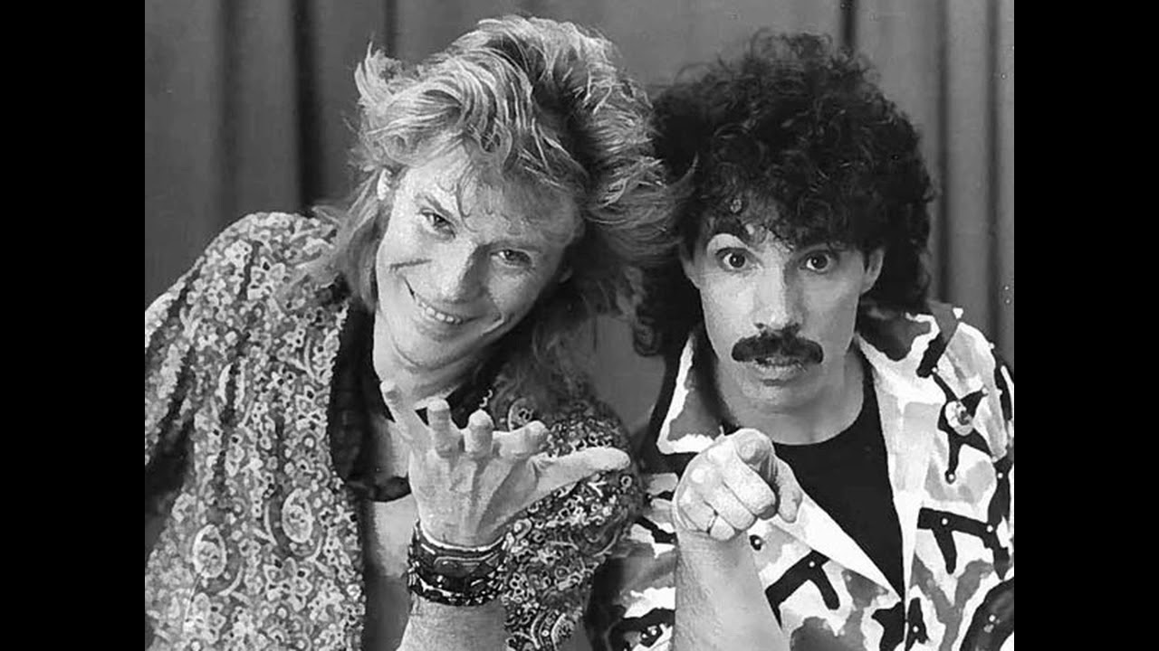 Daryl Hall & John Oates - Private Eyes (DJ Bollacha Extended Mix)