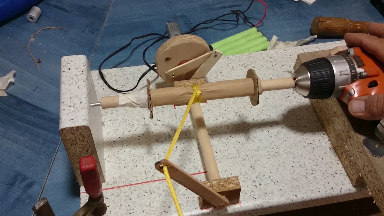 Máquina para ovillos de cuerda