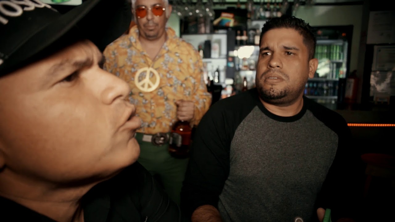 Papi Pazz, situaciones de bares con (manicomio de la risa)