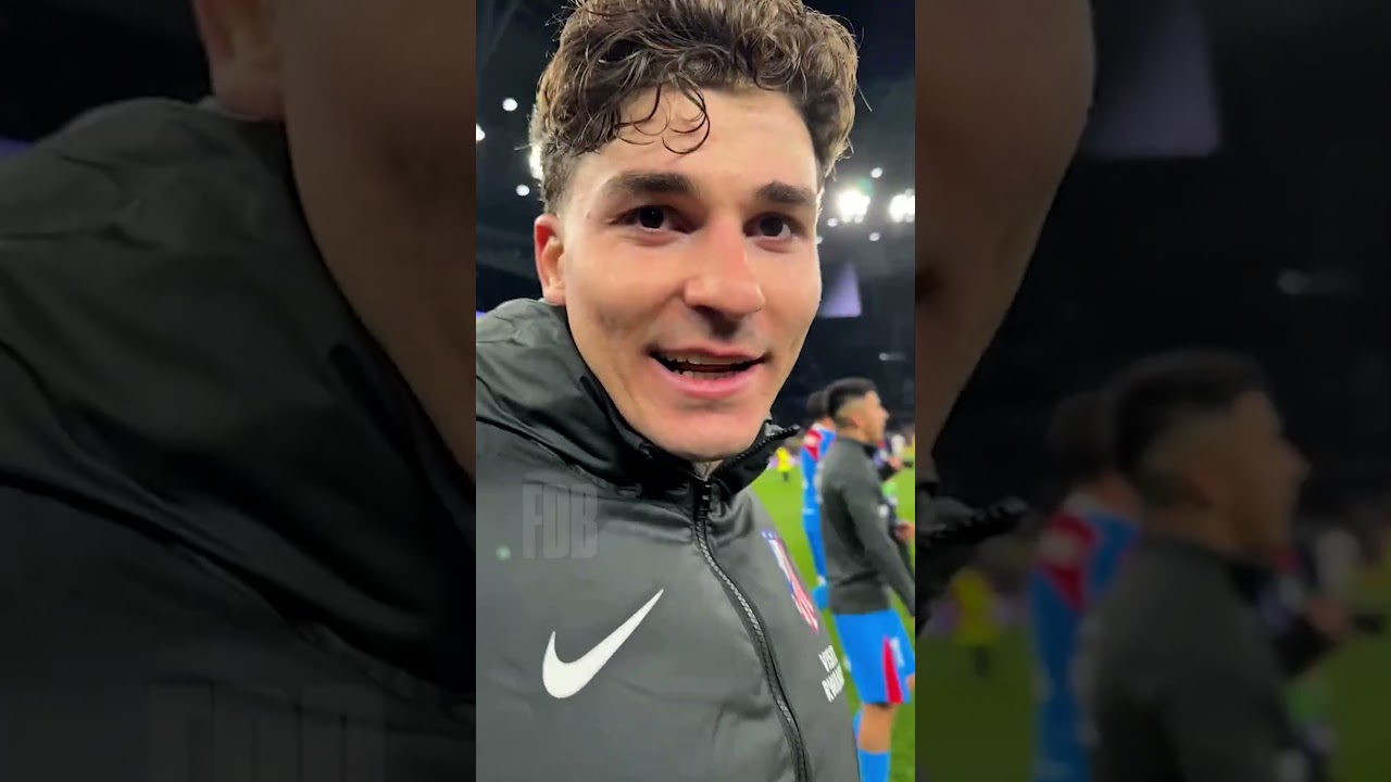 Asi festejo Guliano con Julian Alvarez