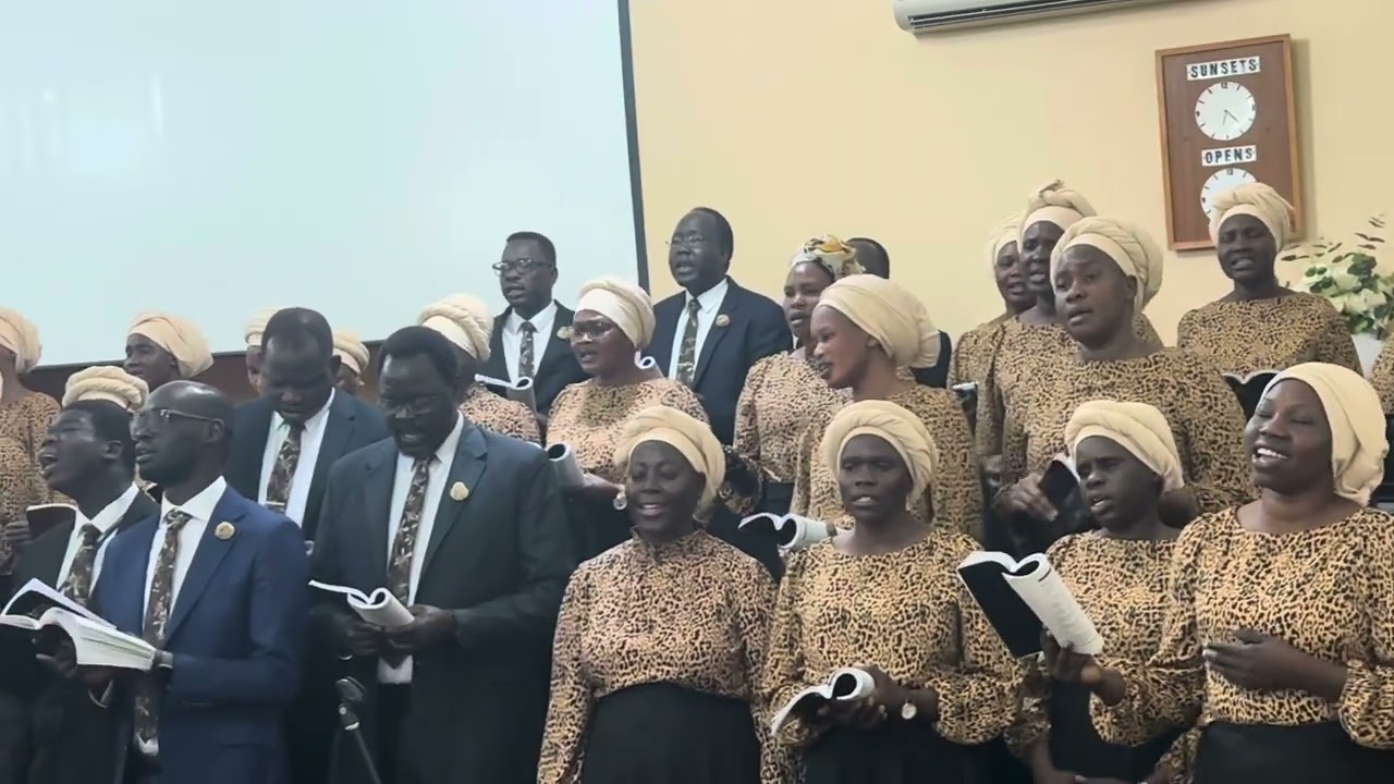 Kör Nhial Cɛ tuɔk - a blessed song from South Sudanese Youth SDA Springvale in Melbourne.