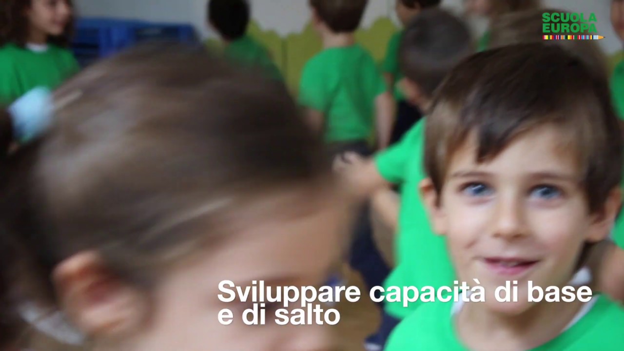 Lezione di Educazione motoria alla Scuola d'infanzia