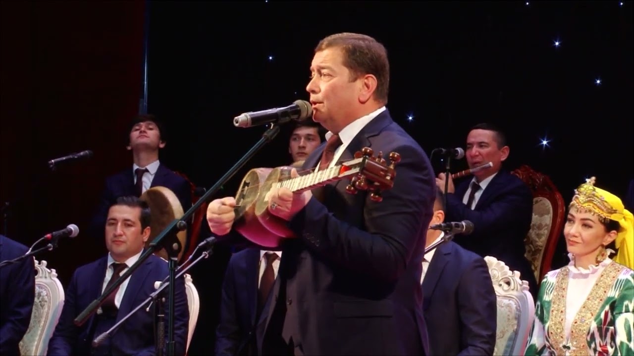 "Сегоҳи Содирхон" - оҳанги Содирхон Ҳофиз, ғазали Нодири Бадахшонӣ, дар иҷрои Абдумавлон Дадобоев;
