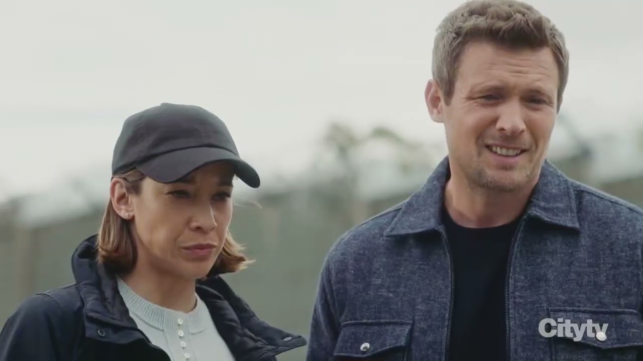 Sarah goes over the forensic findings, Charlie and Sarah talk to person if interest