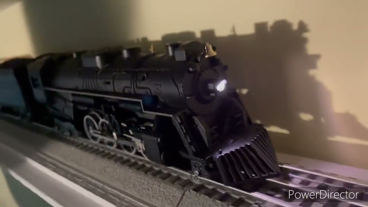 Lionel Polar Express O Gauge Starter Set Review!