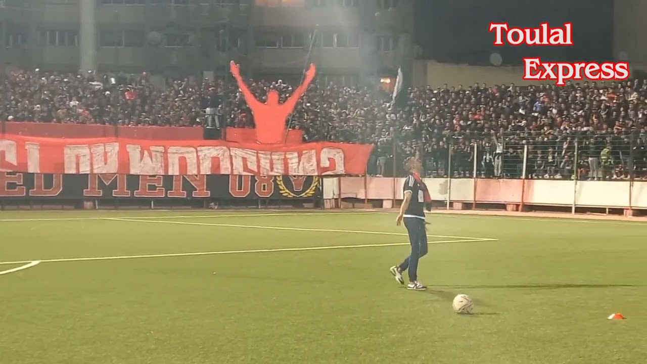 حشومة الكوديم بهاد الجمهور الرائع تكون فالهواة Red-men المدرسة القديمة