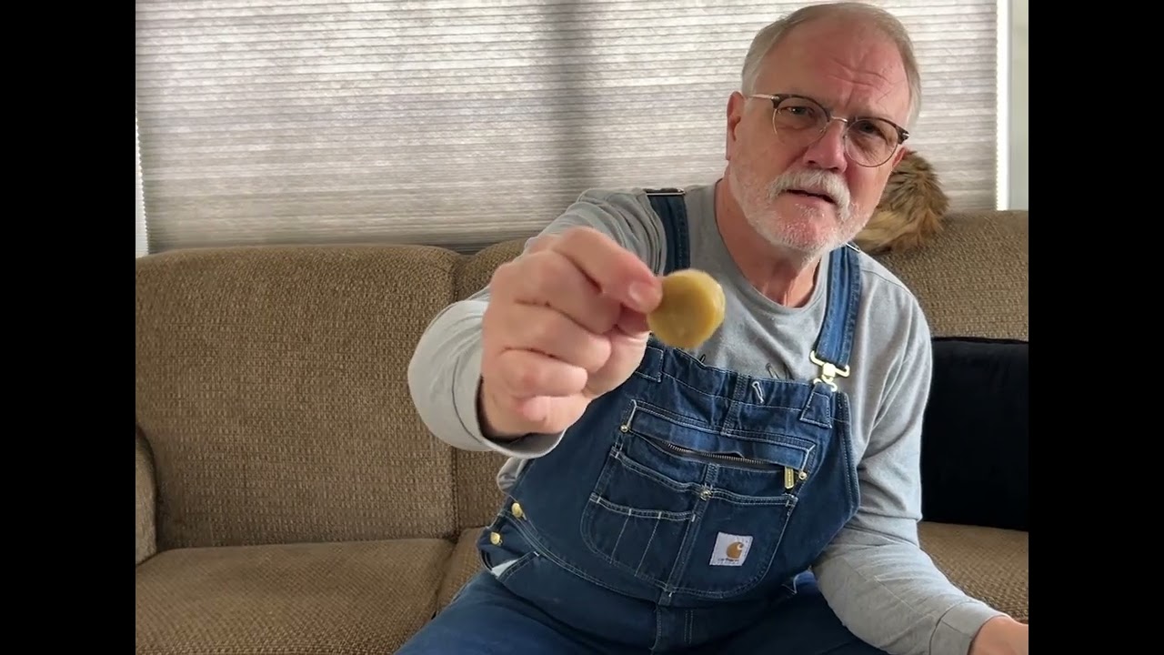 Using beeswax on wooden tuning pegs.
