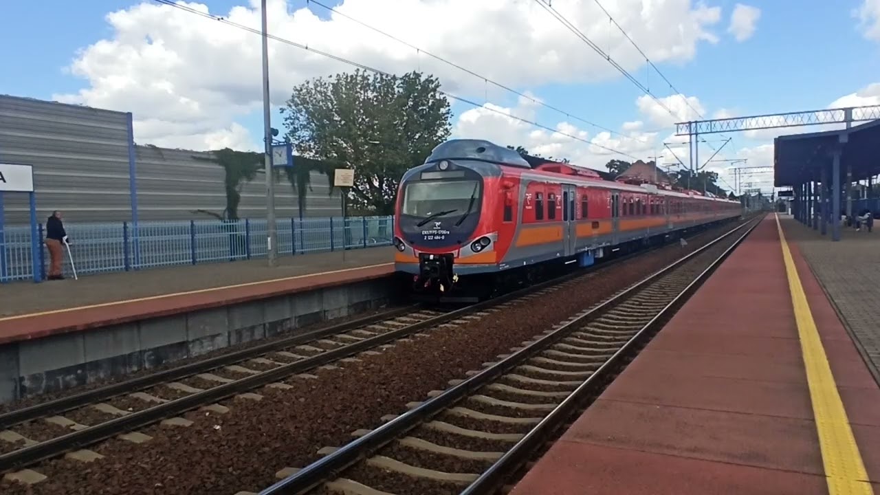 Piękne przeloty pociągów PKP InterCity na stacji Luboń k/ Poznania.