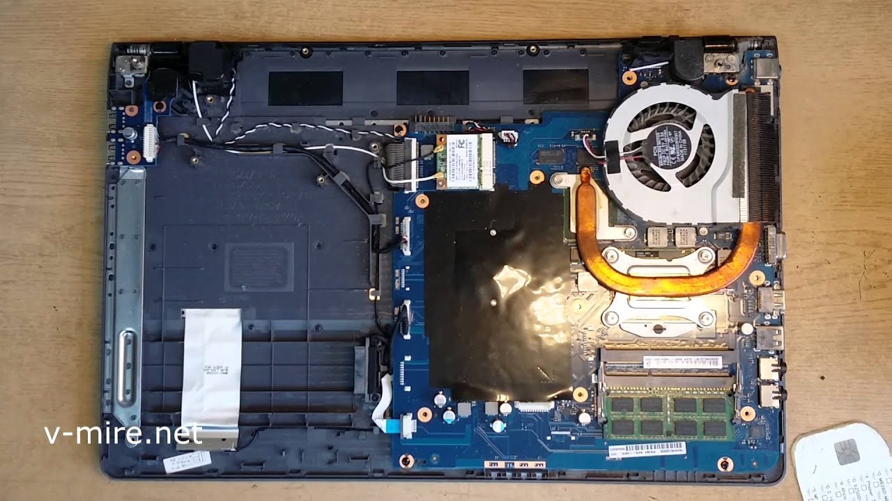 Разборка Samsung NP300E5C