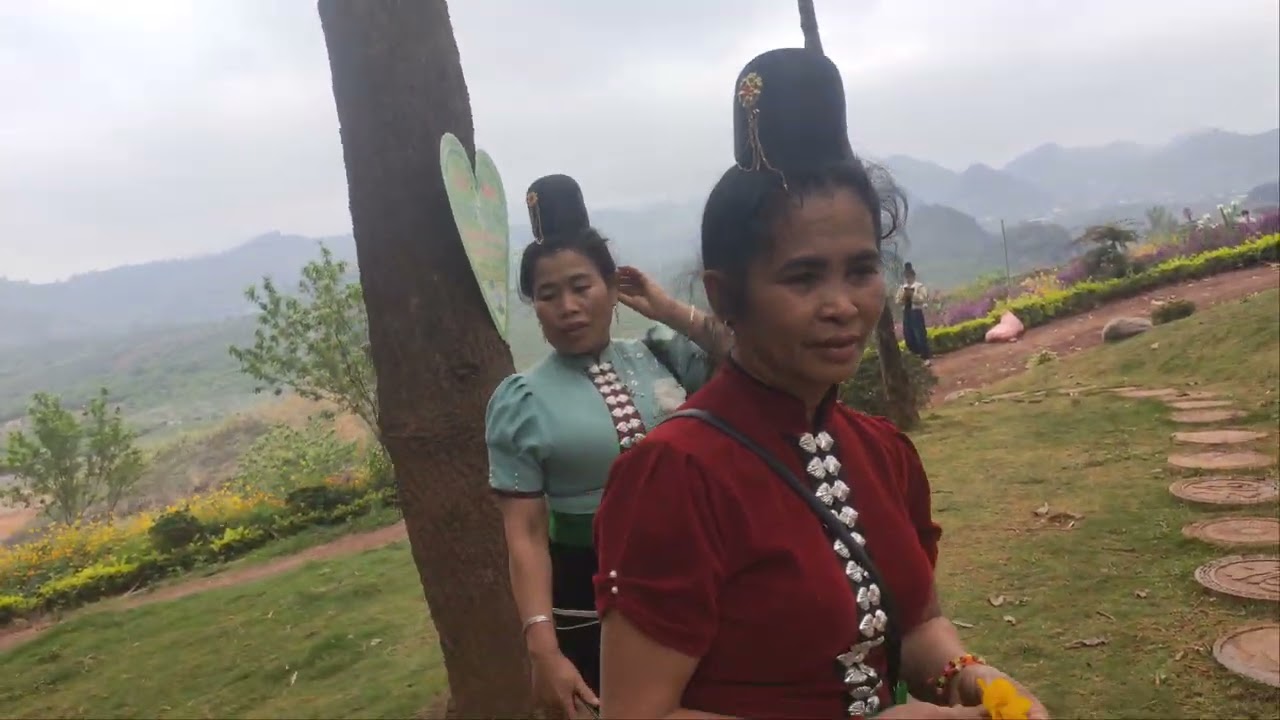 Mơi pi Nong ma in Năng suôn Bok hom Hương Tôi Hoàng thiêu và Tong ru 