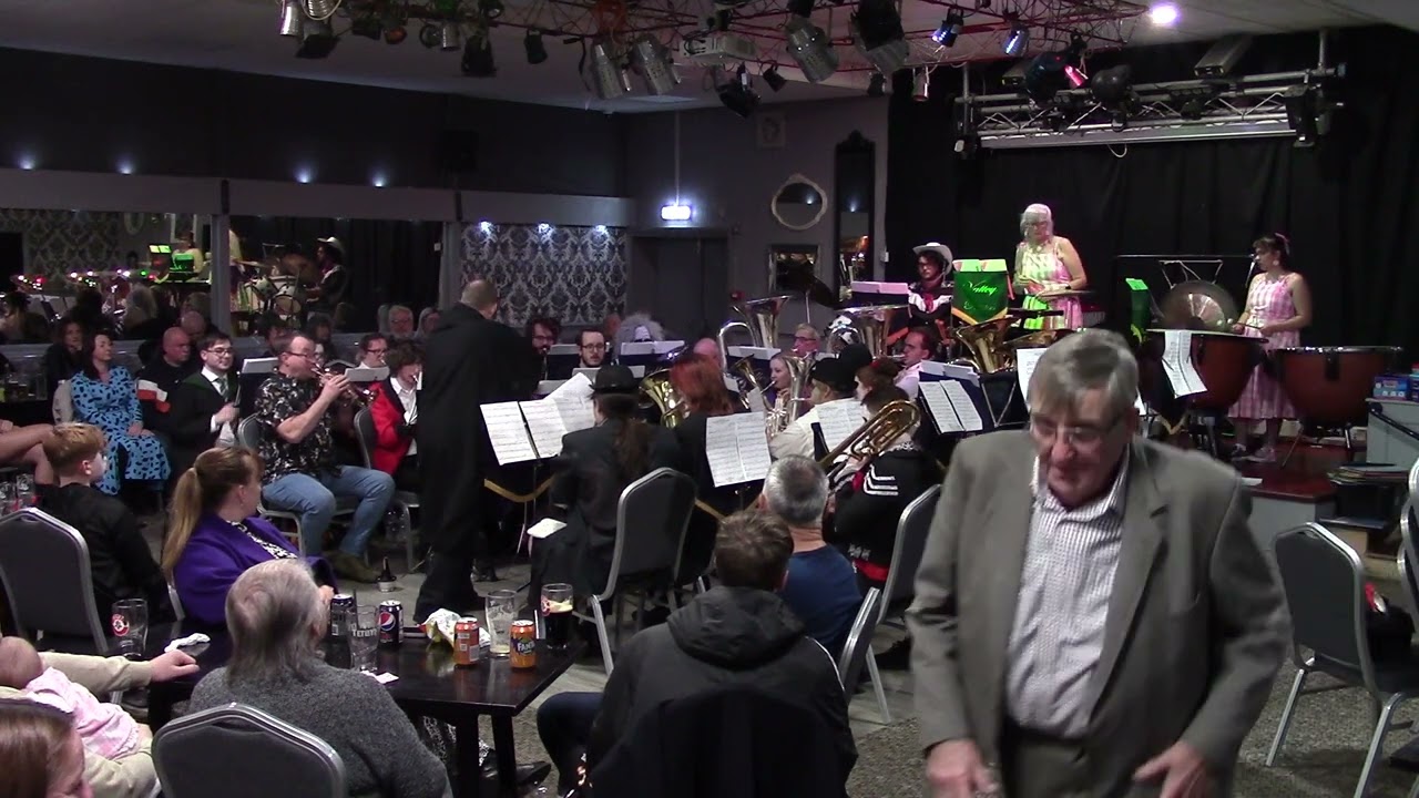 Star Trek Into Darkess (arr. Philip Sparke)