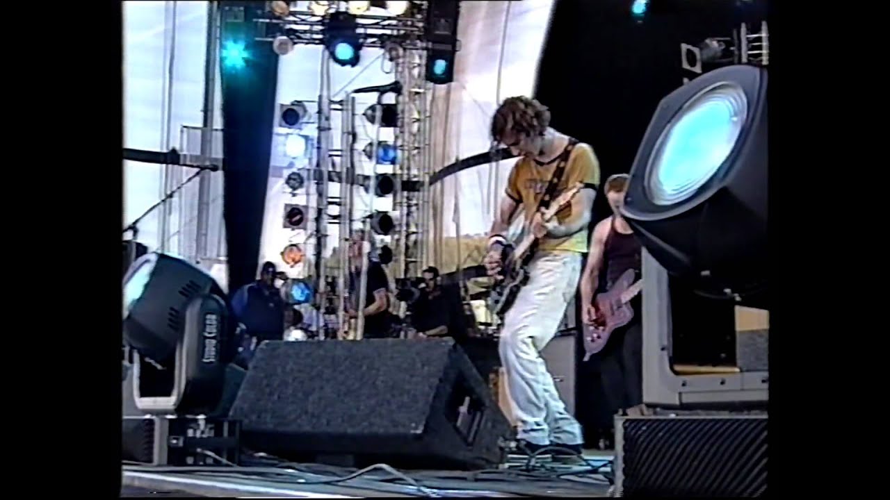 Pearl Jam - Rearviewmirror (Pinkpop 2000)