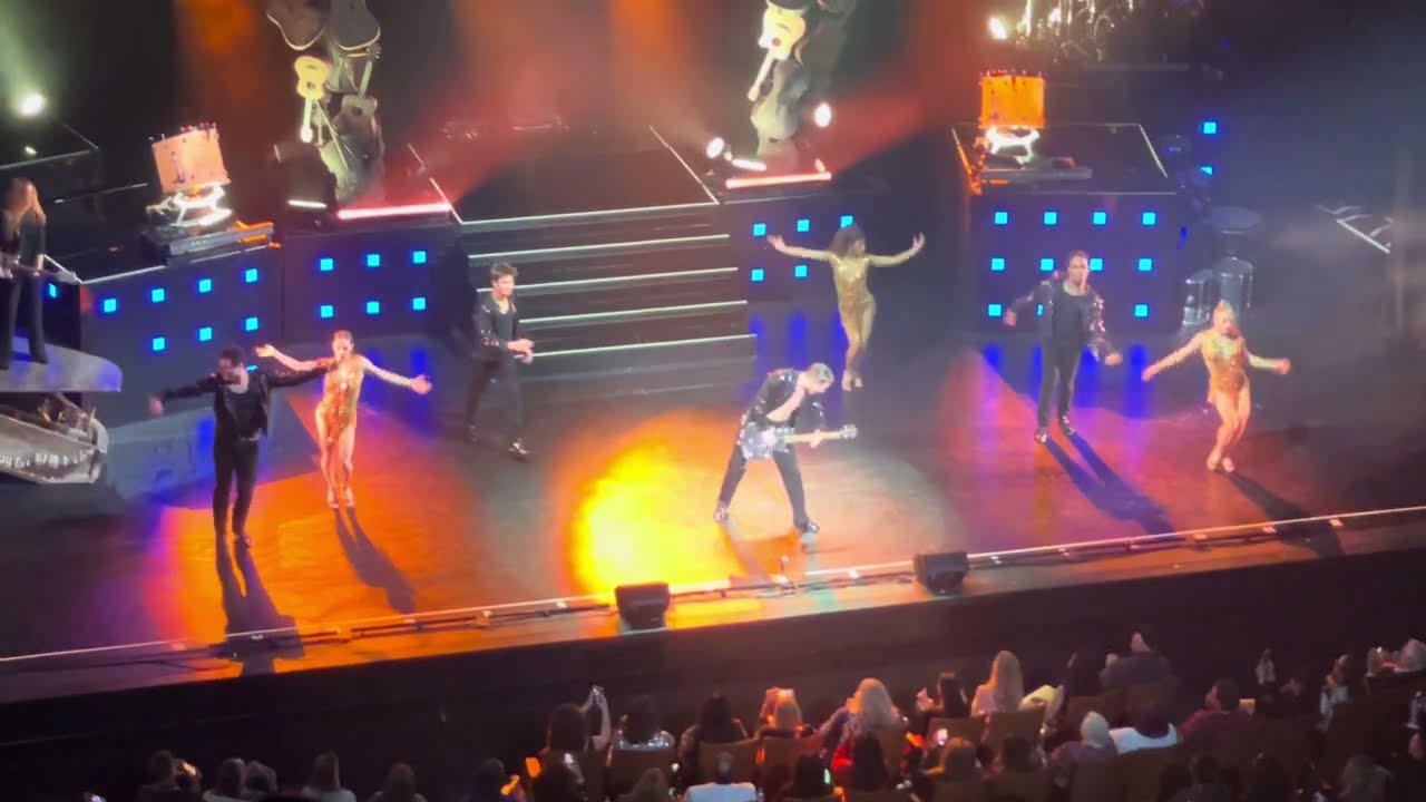 Derek Hough - Symphony of Dance - Plays Guitar + Audience Participation - DPAC, Durham NC, 11/20/23