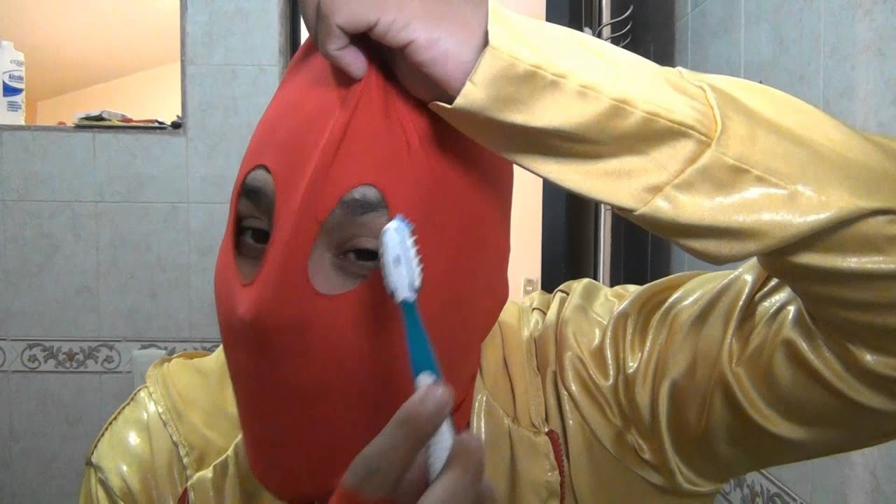 MASKARIN Y EL DINOSAURIO SE SALEN DE LA ESCUELA #ManiAventuras /Manito y Maskarin