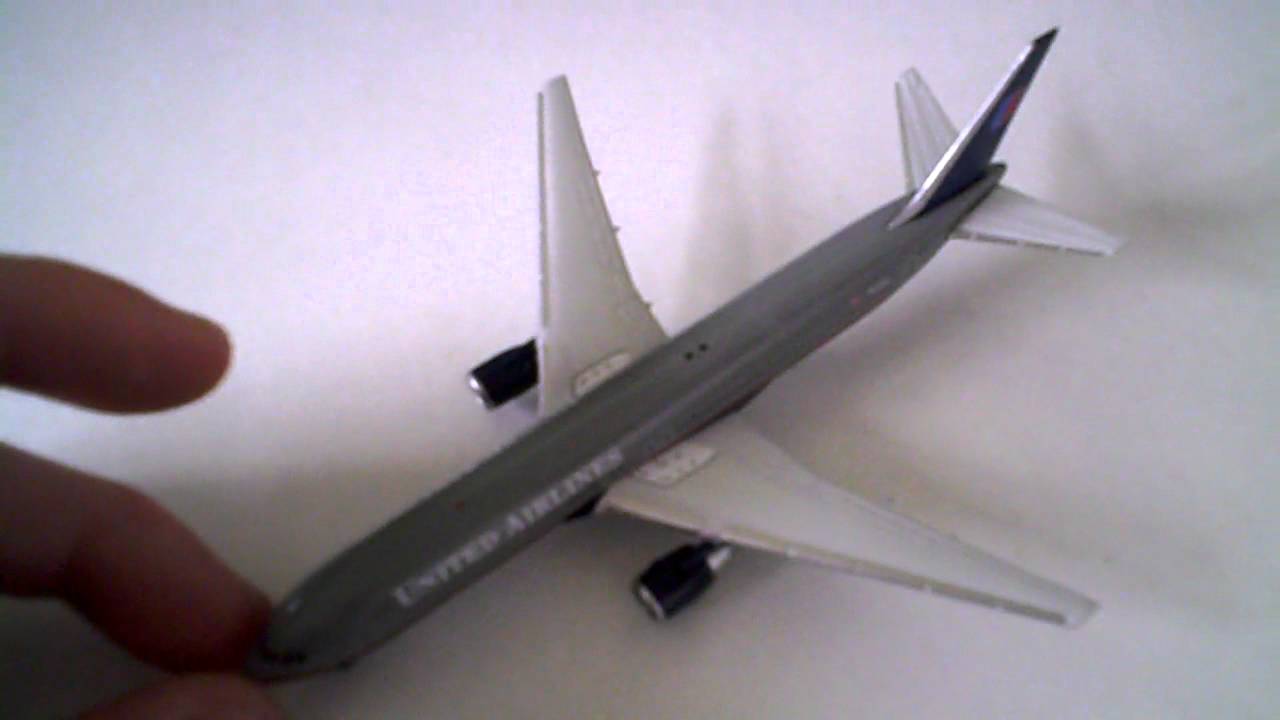 Gemini Jets 767-300 United Airlines 1:400 Model unboxing