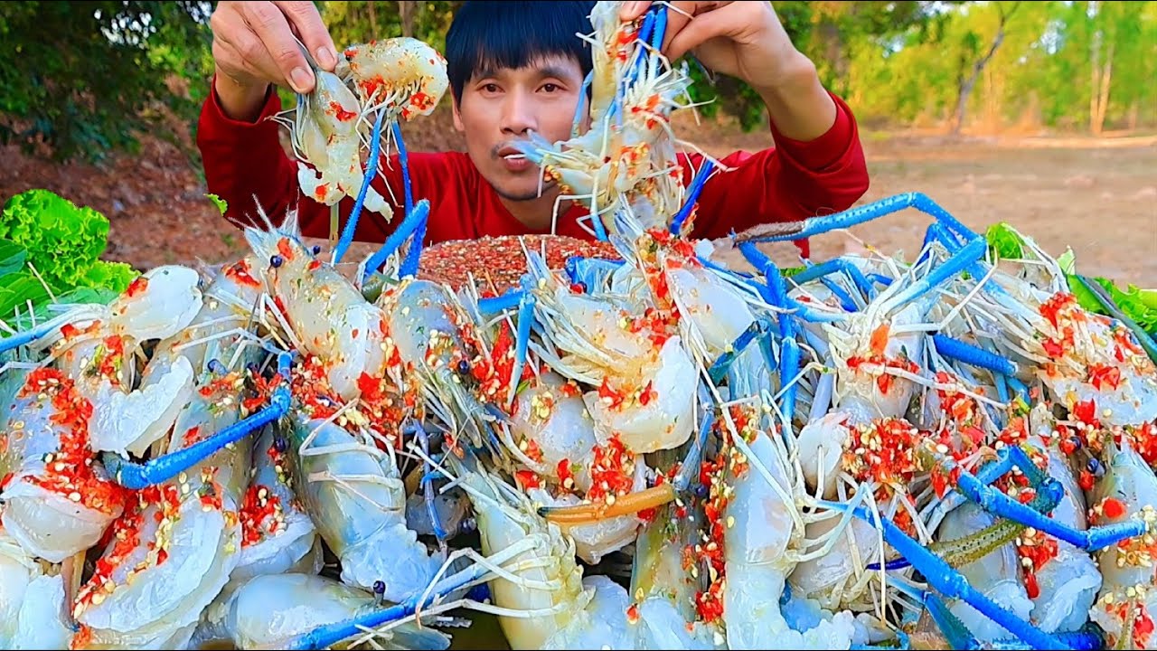 ซาซิมิกุ้งสดจิ้มซีฟู๊ดแกล้มผักสดแซ่บคักครับห้ามเลียนแบบครับผมASMR MUKBANG EATING SHOW#โก้อีสานพาแดก 