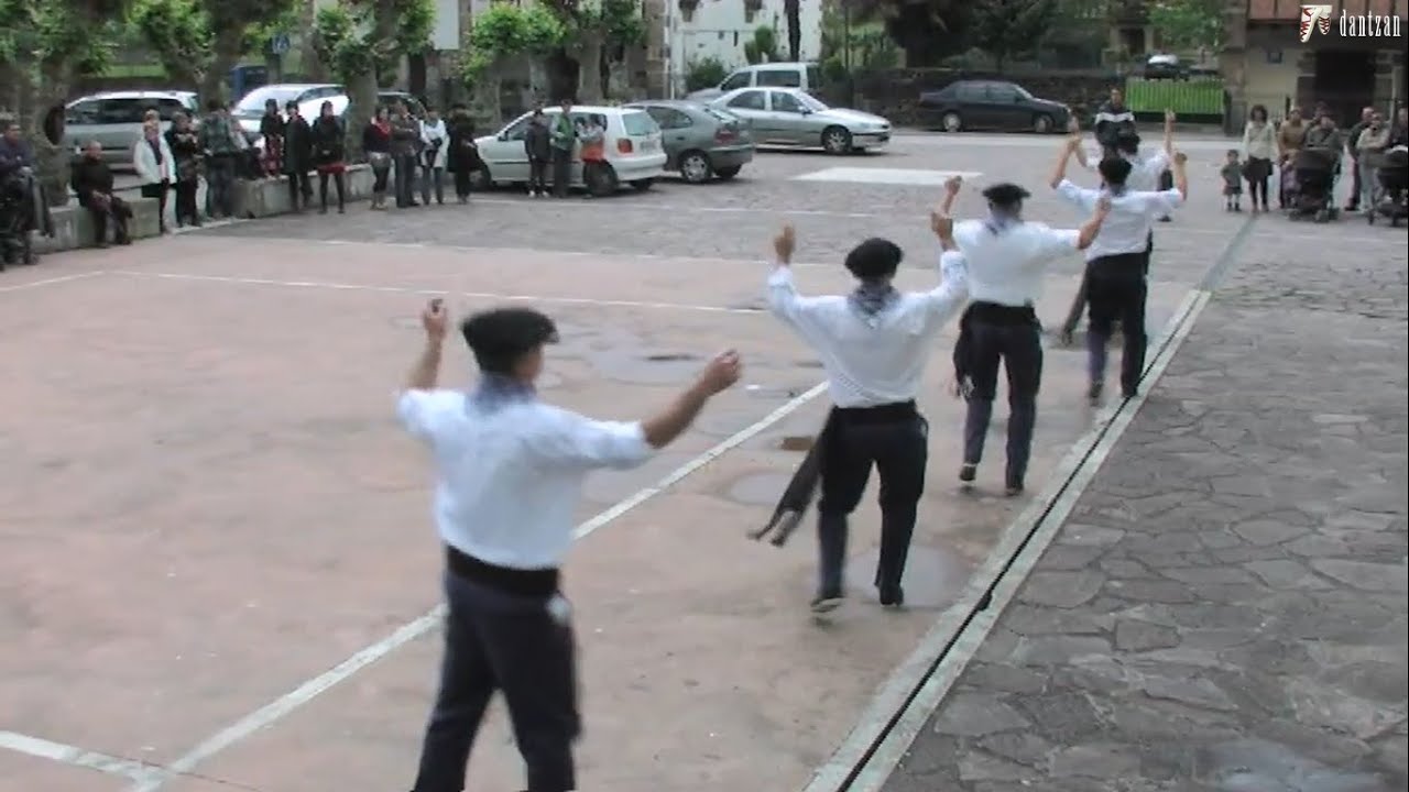 Ituren: Besta Berri 2013 soka-dantza