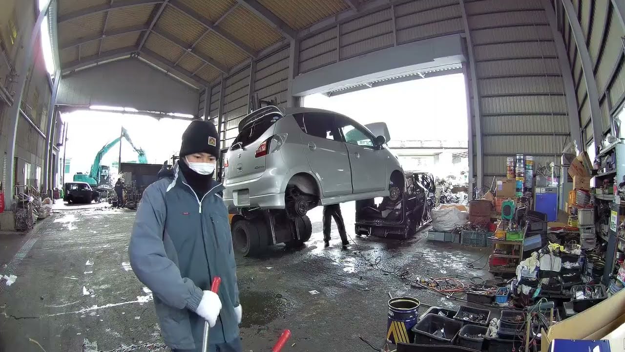 日本の車解体, 自動車解体, 廃車解体 (dismantling scrap cars)