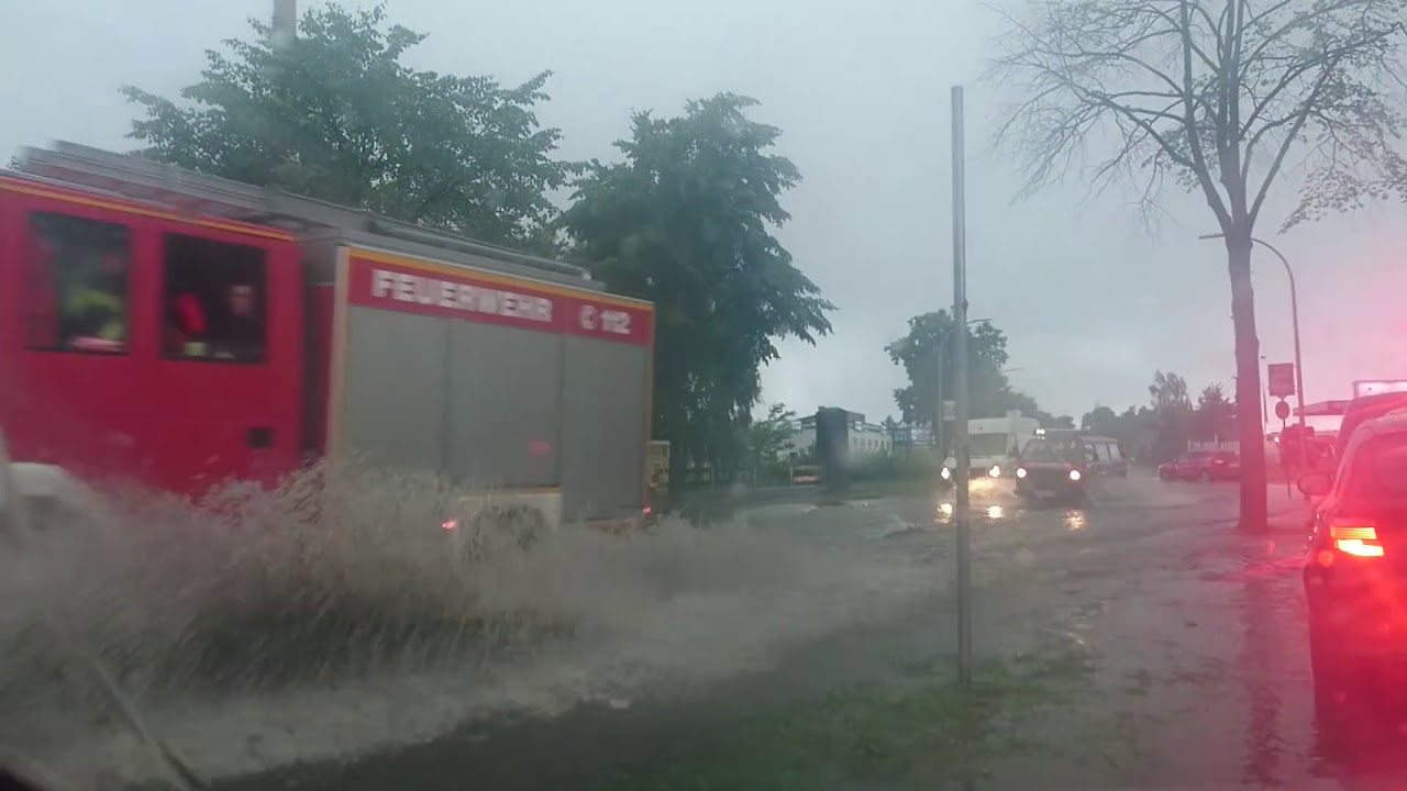 ORANIENBURG UNWETTER ÜBERFLUTUNG, 29. Juni 2017 16:00 UHR, SACHSENHAUSENER STRASSE