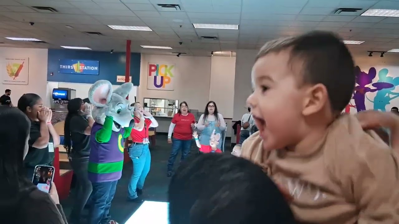 Mi Nieto Liam Celebrando su 2do Año . 2-15-26