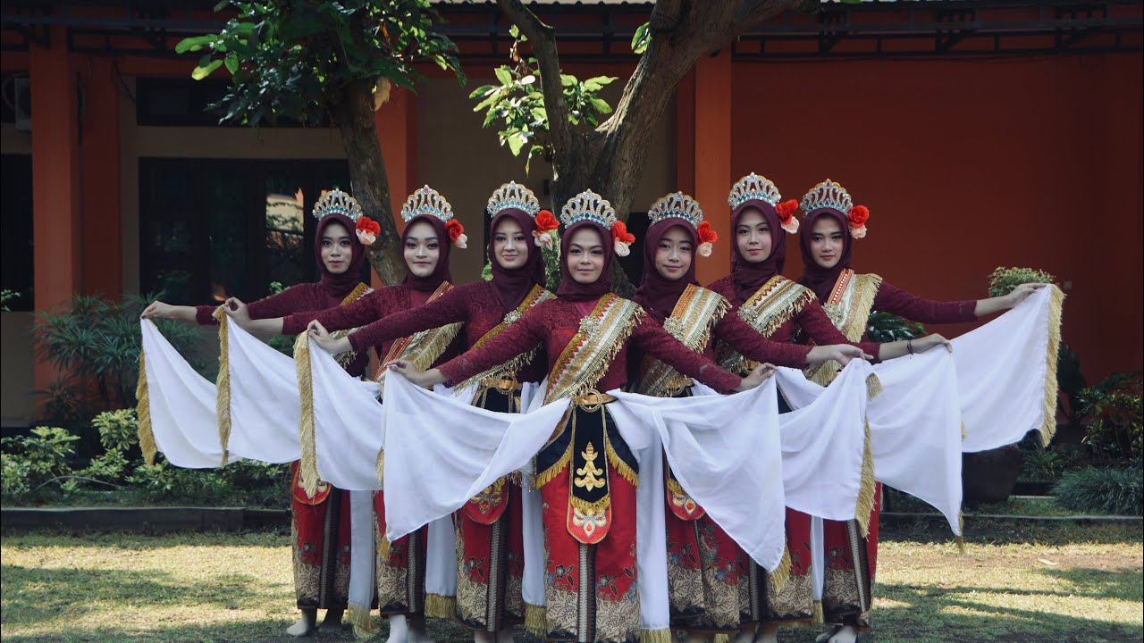 Tari Tanjung Gemirang Event Graviore LXVI HUT SMA NEGERI 1 BOYOLALI