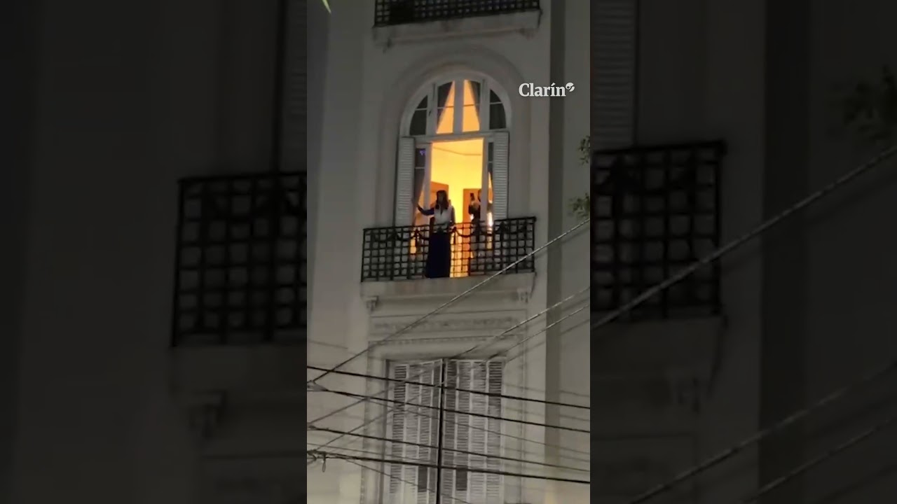 Cristina Kirchner bail&oacute; en el balc&oacute;n tras conocerse los resultados de las elecciones