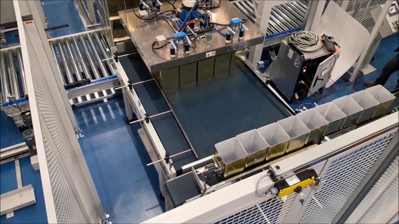 CLEVERTECH ROBOTIC PALLETIZER FOR EMPTY STEEL RECTANGULAR CANS