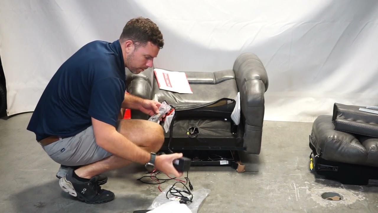 Pride Mobility PLR-935- Infinite Position Lift Chair Unboxing