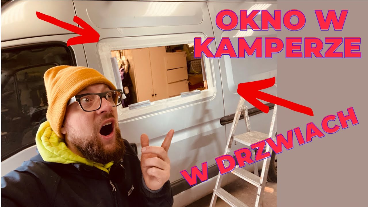 Montaż okna w kamperze w drzwiach przesuwnych Renault Master 2005