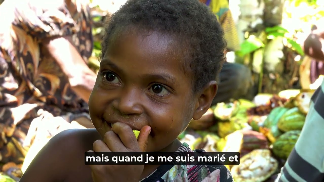 Du champ à l’avion : le cacao qui relie les vies