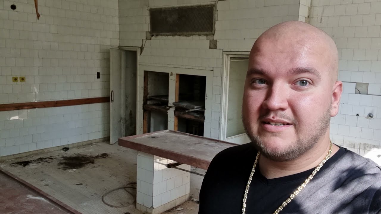 Az egy boncterem?!?!?!?!😱 ELHAGYATOTT KAST&Eacute;LY | SOMOGY MEGYE | URBEX#2